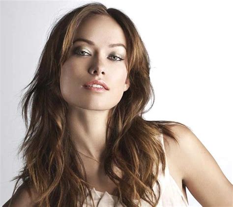 Záclonová ofina na dlhých vlasoch