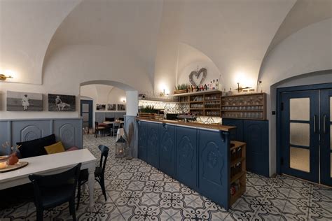 Interiér rozsiahleho železiarstva