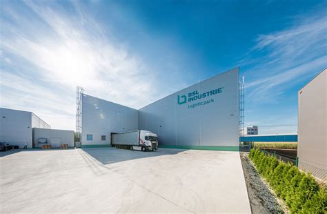 Sídlo a logistické centrum ACTIVESHOP