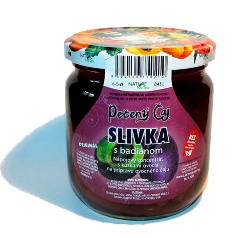 Slivka s odstránenými vodnými výhonkami po letnom reze