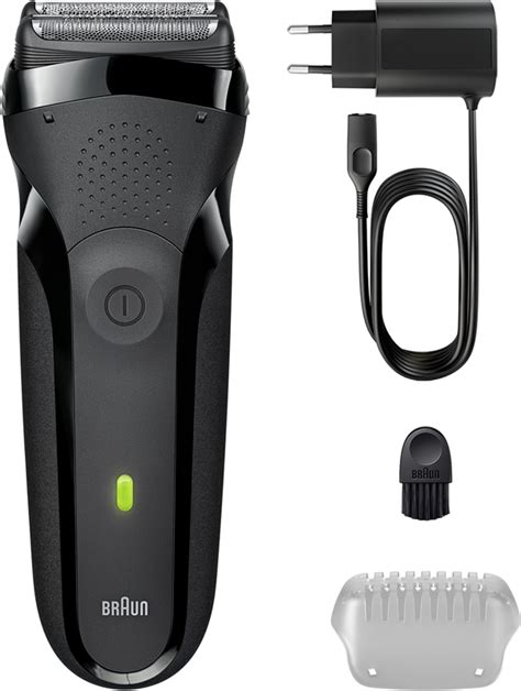 Elektrický holiaci strojček Braun Series 3
