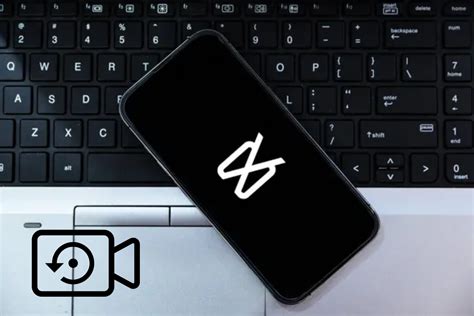 Ukážka rozhrania aplikácie CapCut s prechodmi a efektmi