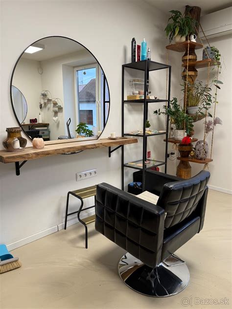 Ukážka moderného kaderníckeho vybavenia