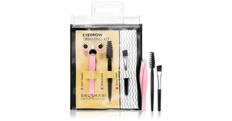 Sada nástrojov na úpravu obočia: pinzeta, kefka, nožničky