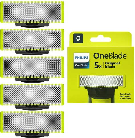 Detail oceľových čepelí zastrihávača Philips