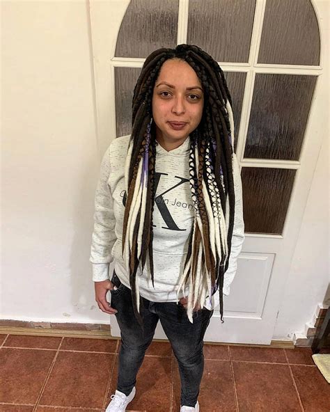 profesionálne pletenie dredov a afro účesov