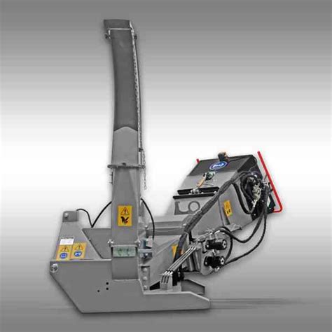 Detail háčkovacieho galónového stroja pri práci