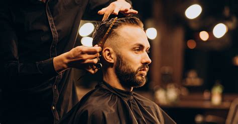 pánsky barber shop s rôznymi štýlmi účesov