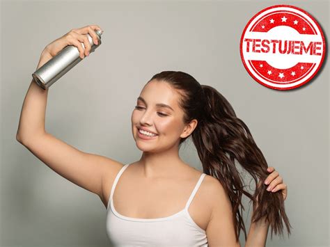 Detailné spracovanie drdola pomocou sponiek a laku na vlasy