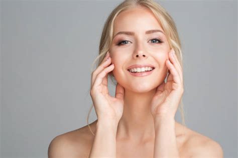 Žena s hladkou pokožkou