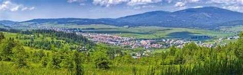 Panoramatický pohľad na obec Rabča v Oravskom regióne