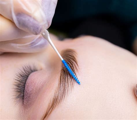 Kontraindikácie laminácie obočia