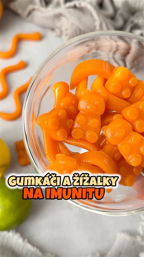 zväčšený detail prášku Cassia v miske