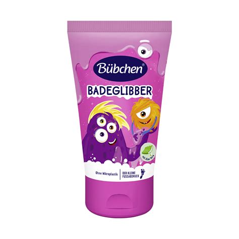 Dieťa sa kúpe s produktom Bübchen Kids