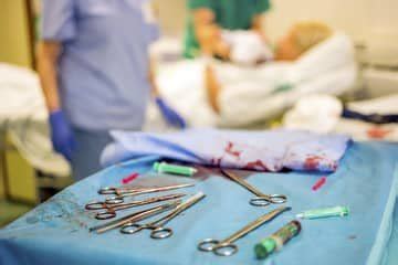 Epiziotomia a holenie