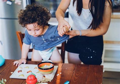 Ukážka jedla a pitia vhodného pred tetovaním