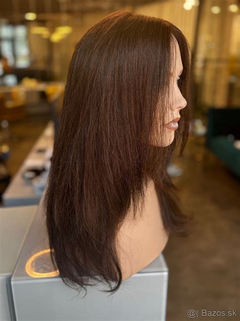 Ukážka farebnej škály pravých ľudských vlasov