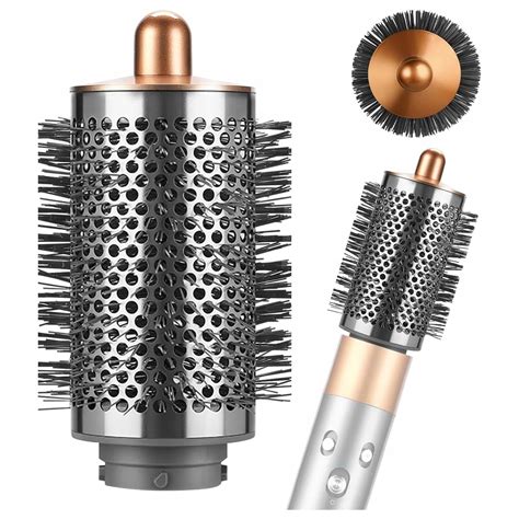 Okrúhla kefa pri fúkaní vlasov pre dosiahnutie objemu