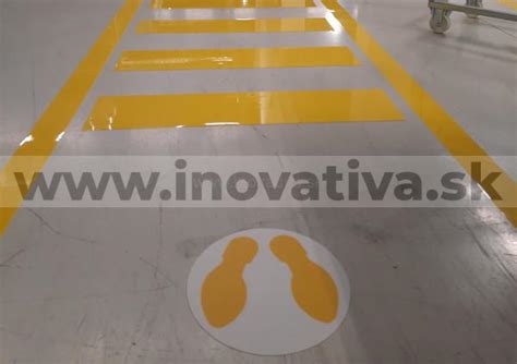 Obkresľovanie strihu a značenie pomocou rádla