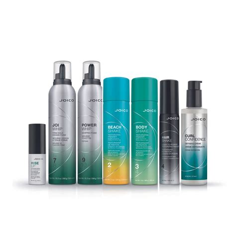 rozličné stylingové produkty pre jemné vlasy